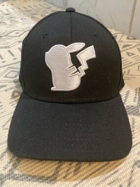 Pokemon Pikachu #025 embroidered black and white Snapback Hat